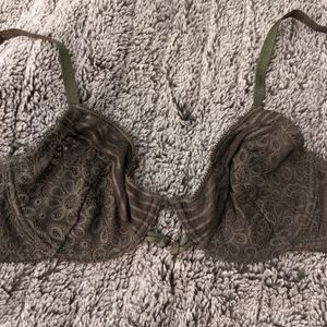 Last call.Topshop bra